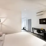 Centre *